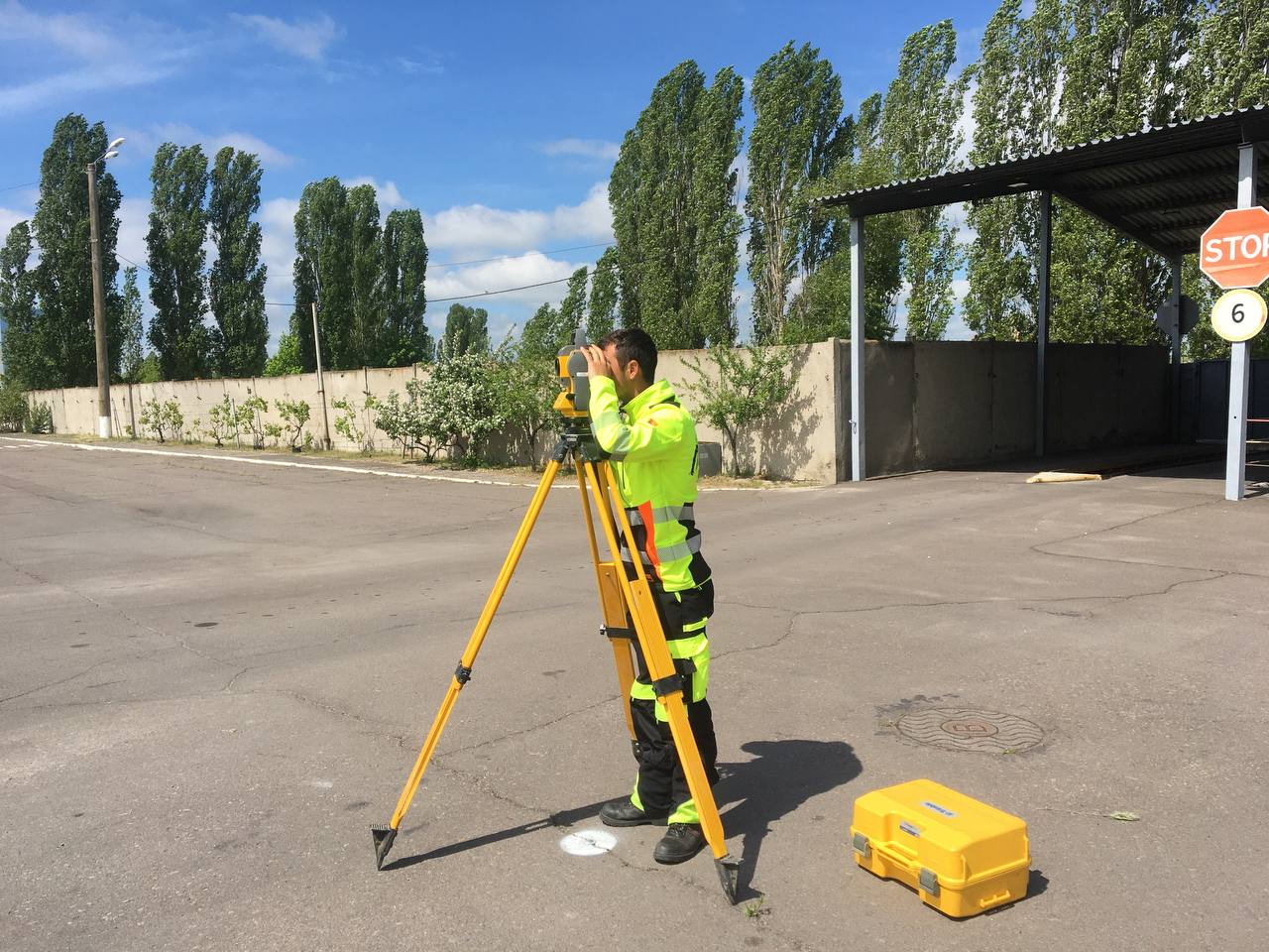 service-img